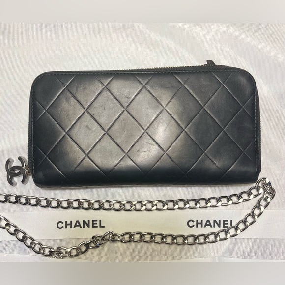 SOLD! CHANEL Authentic Long wallet clutch with chain/insert -Crossbody - Picture 7 of 15